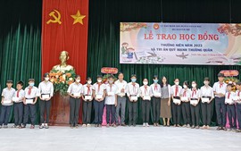Bà Rịa - Vũng Tàu: Trao 361 triệu đồng học bổng tặng học sinh hoàn cảnh khó khăn