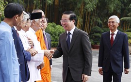 Chủ tịch nước tiếp đại biểu các tôn giáo, nhân sĩ, trí thức, cá nhân tiêu biểu Thành phố Hồ Chí Minh
