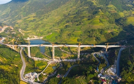 Cầu cạn có trụ cao nhất Việt Nam - cầu Móng Sến sẽ được đưa vào chạy thử từ ngày 22/8