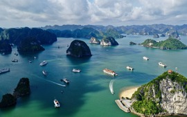 Ủy ban Di sản thế giới ghi nhận nỗ lực bảo tồn Vịnh Hạ Long của Quảng Ninh