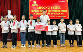 Thái Nguyên: Trao 115 triệu đồng học bổng tặng học sinh hoàn cảnh khó khăn