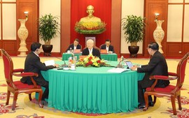 Củng cố, tăng cường hơn nữa quan hệ giữa ba Đảng và nhân dân ba nước Việt Nam - Campuchia - Lào