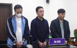 22 tháng tù giam cho 3 cựu công an bắn dê của dân
