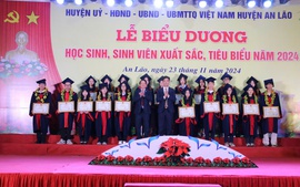 Biểu dương 99 học sinh, sinh viên xuất sắc, tiêu biểu trên quê hương Trạng nguyên Trần Tất Văn 