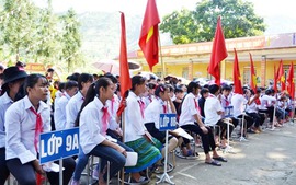 Lào Cai: Dành 48,5 tỷ đồng hỗ trợ miễn học phí do thiên tai