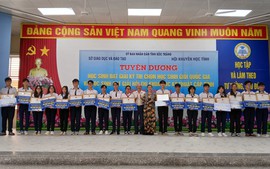 Hội Khuyến học tỉnh Sóc Trăng trao 320 triệu đồng khen thưởng học sinh giỏi quốc gia
