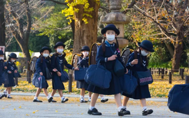 Những quy định về đồng phục, kiểu tóc, đồ lót khó hiểu của trường học Nhật Bản