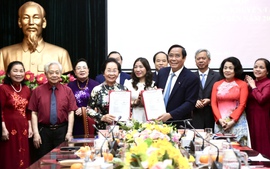 Hội Khuyến học Việt Nam và Hội Người cao tuổi Việt Nam ký kết chương trình phối hợp về hoạt động khuyến học, khuyến tài