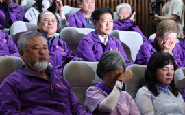 Nước mắt tuôn rơi khi Quốc hội Hàn Quốc thông qua dự luật điều tra thảm họa Itaewon
