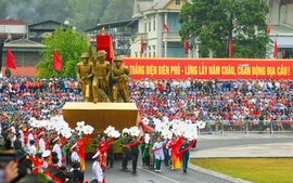 Hơn 12.000 người tham gia Lễ diễu binh, diễu hành kỷ niệm 70 năm Chiến thắng Điện Biên Phủ