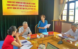 Đoàn khảo sát đánh giá của Hội Khuyến học Việt Nam làm việc tại Tuyên Quang