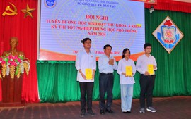 Thái Bình tuyên dương khen thưởng Thủ khoa, Á khoa kỳ thi tốt nghiệp trung học phổ thông 2024
