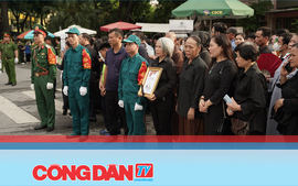 Dòng người xếp hàng dài vào viếng Tổng Bí thư Nguyễn Phú Trọng