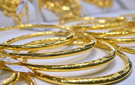 Thành phố Hồ Chí Minh: Tạm giữ gần 1.700 sản phẩm trang sức vàng không rõ nguồn gốc
