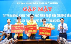 Tuyên dương 2 nhà giáo tiêu biểu xuất sắc và 3 học sinh đoạt Huy chương Vàng Olympic Quốc tế năm 2024