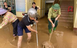 Trường học ở Bảo Yên khắc phục hậu quả mưa lũ để sớm dạy và học trở lại