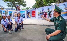 Khai giảng em yêu Hoàng Sa, Trường Sa