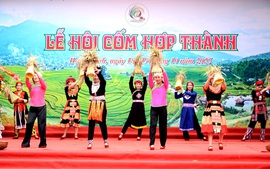 Náo nức “Ngày hội hương cốm” vùng cao Hợp Thành