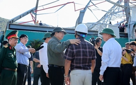 Tập trung khôi phục sản xuất kinh doanh, ổn định đời sống nhân dân sau bão lũ