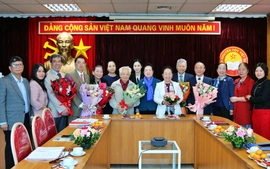 Trung ương Hội Khuyến học Việt Nam chúc mừng các nhà giáo nhân ngày Nhà giáo Việt Nam