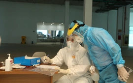 Từ 1/1/2026, xâm phạm sức khỏe, tính mạng hoặc xúc phạm nhân viên y tế có thể bị truy cứu trách nhiệm hình sự