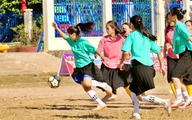 Đặc sắc Giải Bóng đá nữ các dân tộc thiểu số Quảng Ninh mở rộng