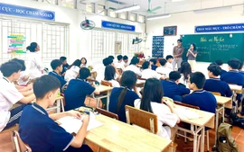 Bộ Giáo dục và Đào tạo đề xuất Giám đốc Sở quyết định dạy thêm nhiều hơn 2 tiết/tuần