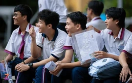 Thành phố Hồ Chí Minh tuyển sinh đầu cấp với 4 giai đoạn