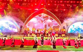 Tưng bừng "Lễ hội mùa hè" Sa Pa