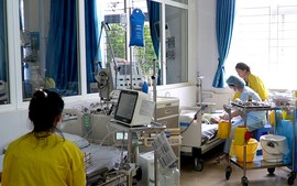 Gia tăng ca bệnh sởi nặng trên trẻ em ở Lào Cai