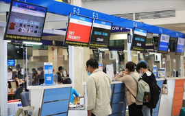 Vé máy bay hè 2025 giá rẻ bất ngờ nhiều chặng