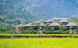 Du lịch Việt Nam thu hút khách dịp lễ