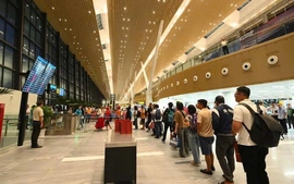 Nguyên nhân khiến nhà ga T3 sân bay Tân Sơn Nhất bị dột