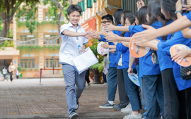 Gợi ý đáp án môn Tiếng Anh thi vào lớp 10 tại Hà Nội