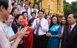 Chủ tịch nước Lương Cường gặp mặt đại biểu khuyến học tiêu biểu toàn quốc