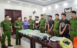 Triệt phá đường dây buôn bán ma tuý, thu giữ 60 bánh heroin cùng 37kg ma tuý đá