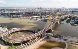 Toàn cảnh cầu Hoàng Gia (Hải Phòng) hơn 2.300 tỉ trước ngày thông xe