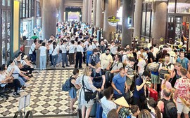 Quảng Ninh: Đặt mục tiêu đón 21,2 triệu lượt khách, tổng thu đạt 57.000 tỷ đồng trong năm 2025