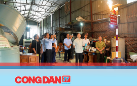 Giải thưởng Nhân tài Đất Việt 2025: Đoàn công tác khảo sát sáng kiến cảnh báo lũ