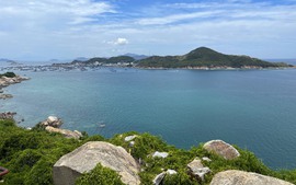 Nhung nhớ đảo Bình Hưng mùa gió lành