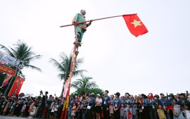 11/34 tỉnh, thành đã hoàn thành việc rút kinh phí và tổ chức trao quà tặng Tết độc lập đến công dân