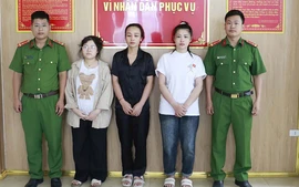 Dùng chiêu "việc nhẹ lương cao", 3 đối tượng nữ lừa bán 13 người ra nước ngoài