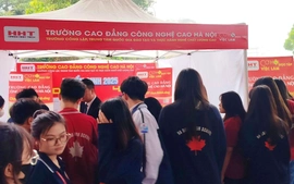 Trường Cao đẳng Công nghệ cao Hà Nội thông tin về việc vẫn thu học phí hệ trung học phổ thông
