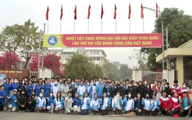 Đại học Thái Nguyên ra quân làm sạch môi trường, chỉnh trang đô thị chào đón Đại hội XIV của Đảng