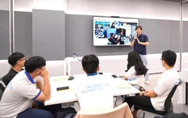 Đổi mới tuyển sinh gắn với đào tạo tích hợp, liên ngành, liên trường - xu thế của đại học top đầu