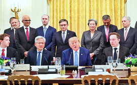Tổng thống Mỹ Donald Trump mở “kỷ nguyên siêu trí tuệ”, giới công nghệ phản ứng ra sao?