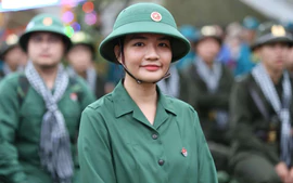 Thời gian tạm hoãn gọi nhập ngũ đối với sinh viên được xác định như thế nào?