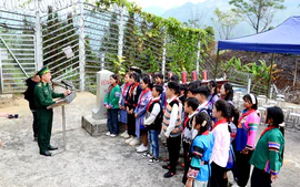 Đồn Biên phòng Pha Long và Tả Gia Khâu kết nghĩa với Trường phổ thông nội trú TH và THCS Pha Long