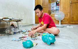 Cho con nhiều tiền để con học cách tiết kiệm