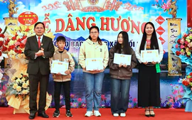 Chuyện về dòng họ học tập tiêu biểu dưới chân núi Tản